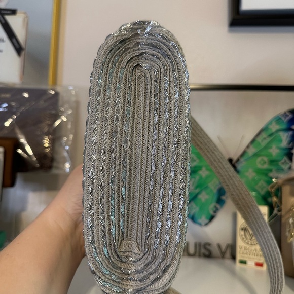 Cappelli Straworld Silver Textured Shoulder Bag - Picture 3 of 4